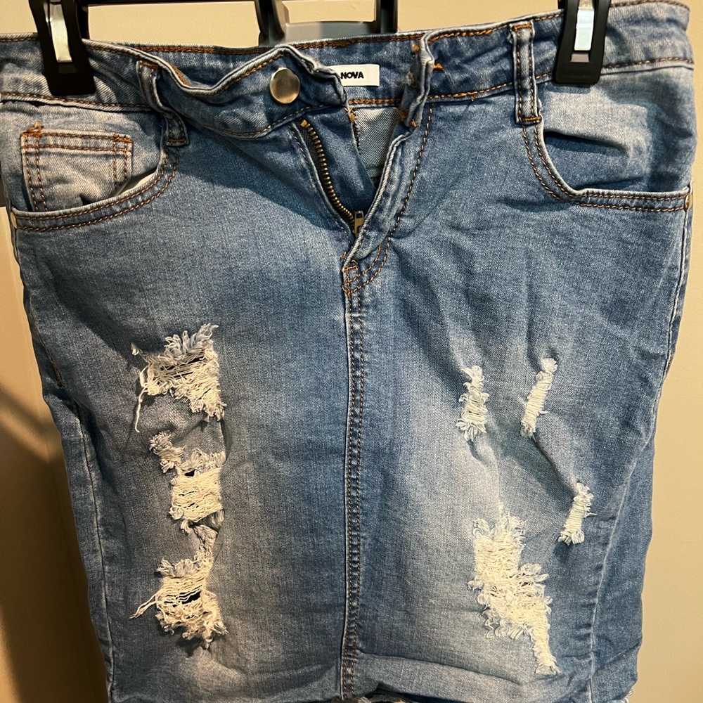 Fashion Nova, US Size Large, Light Blue Denim
